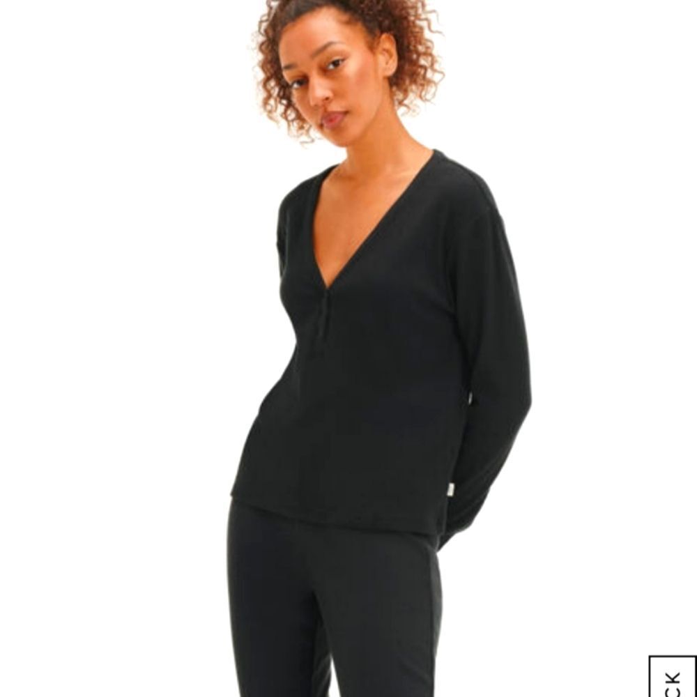 Ugg Maxwell L/S Henley- Black
